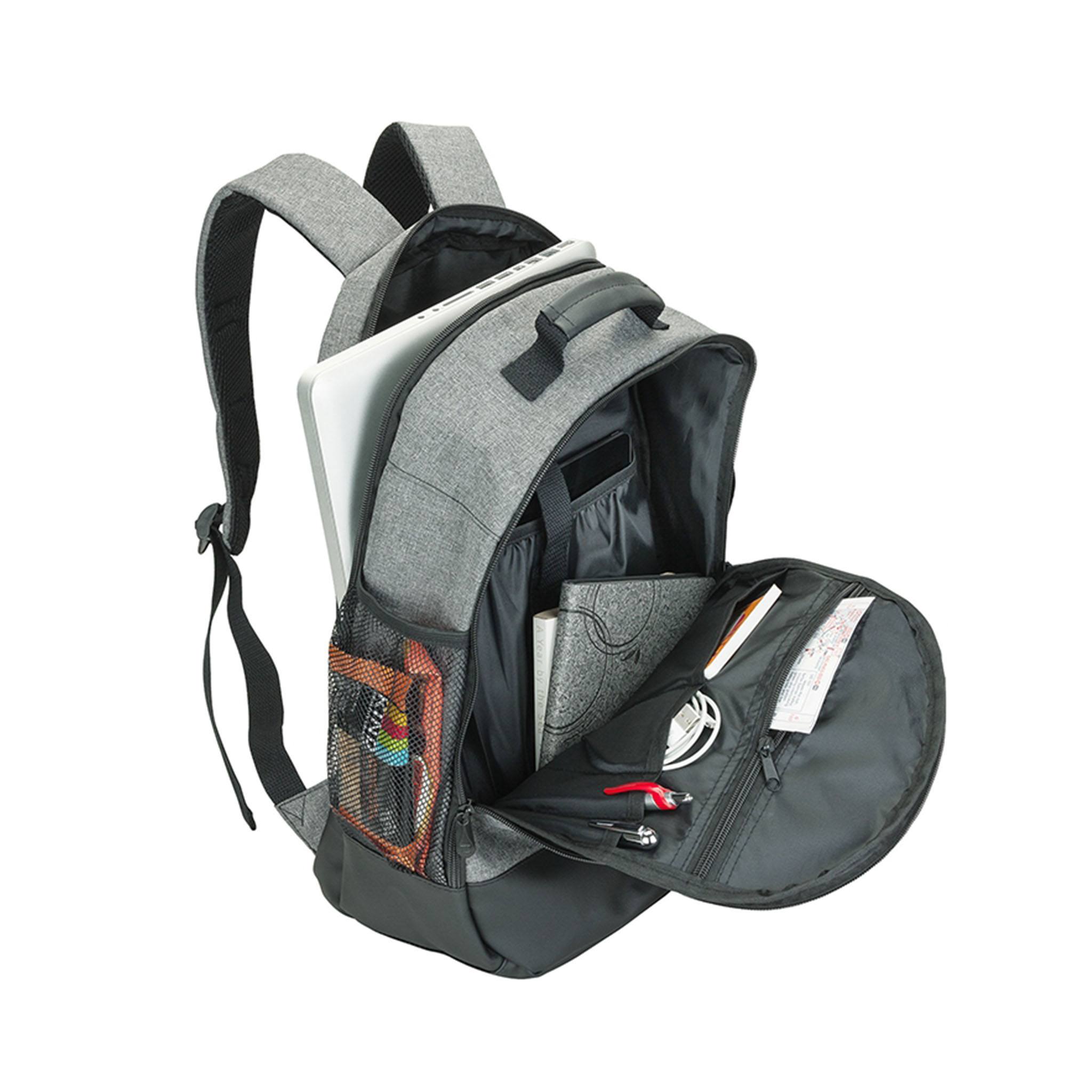 Madison Backpack (Q270622)