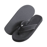 Local Slippers (Q132532)