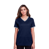 Devon & Jones Women's CrownLux Performance® V-Neck Shirt (Q412432)