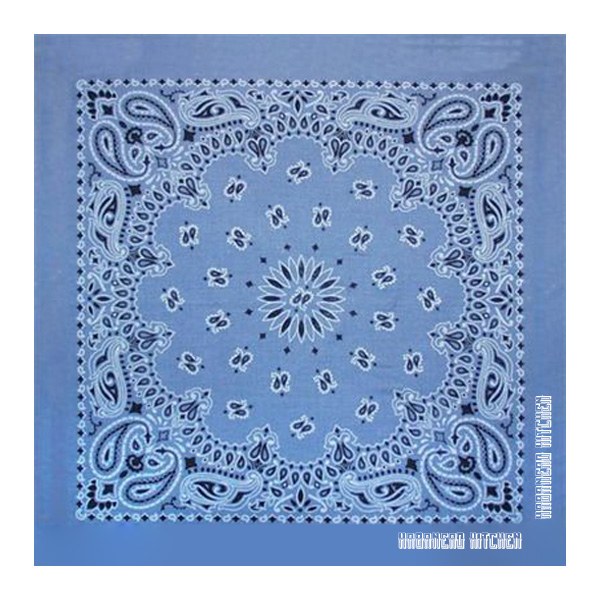 22 In Traditional USA Paisleys Bandana - Chambray (Q936522)